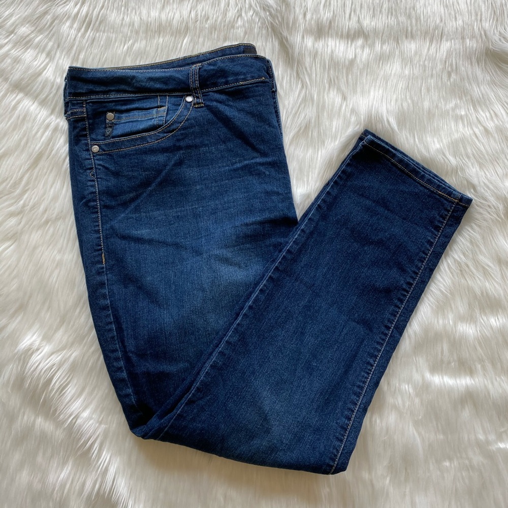 Torrid Jeans 20 short petite